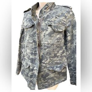 a.n.a A NEW APPROACH CAMOFLAUGE UTILITY JACKET GREEN POCKETS ZIP SNAP BUTTONS PM